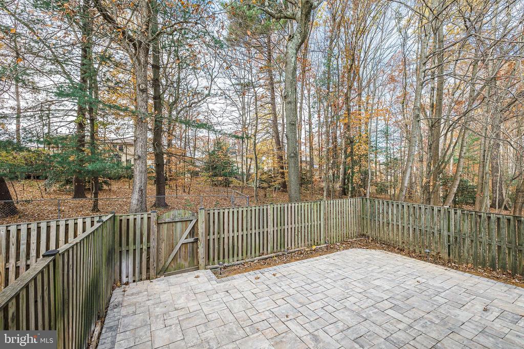 10448 MALONE CT