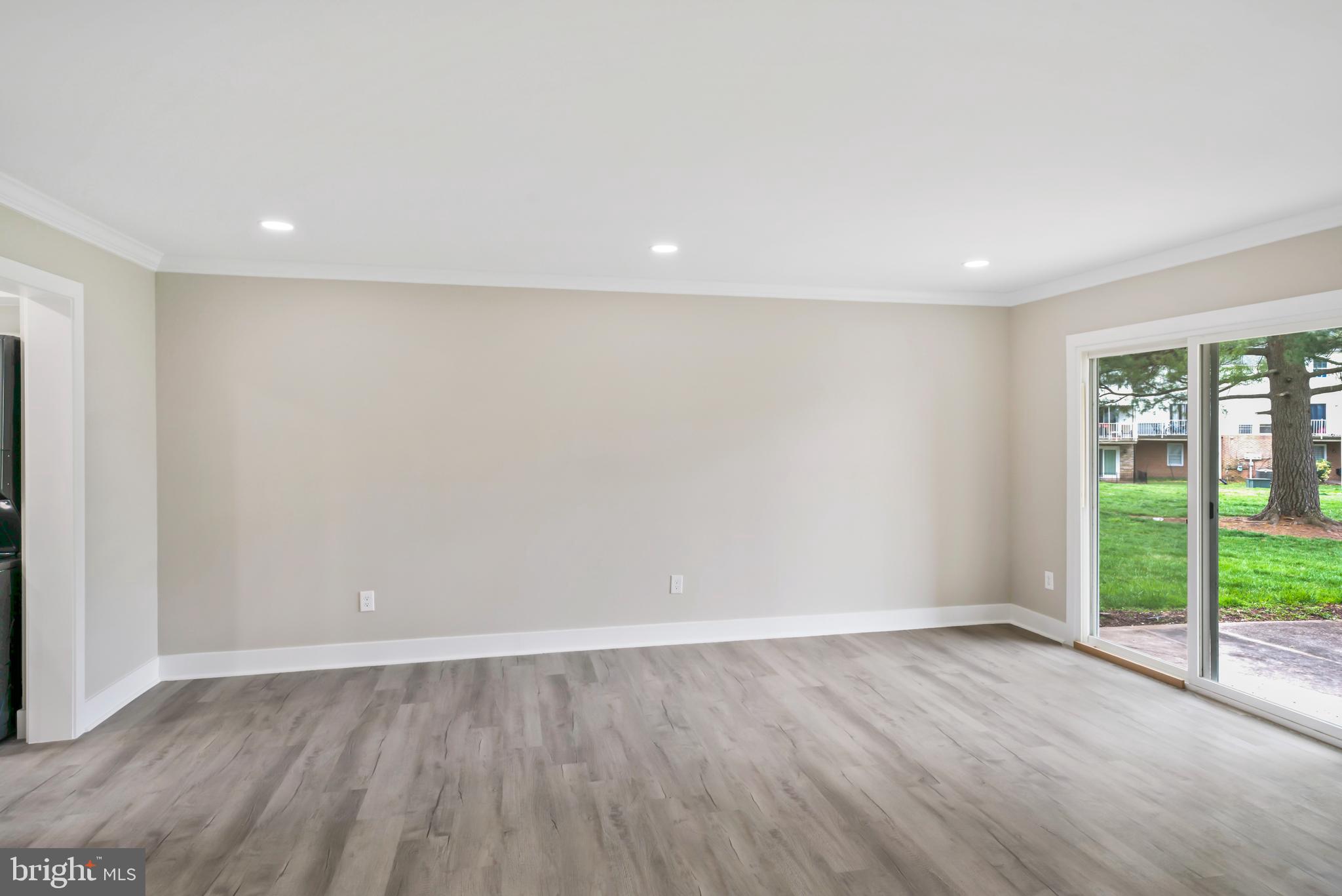 14463 COOL OAK LN