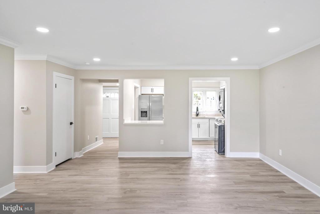 14463 COOL OAK LN