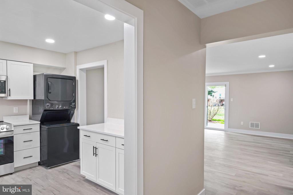 14463 COOL OAK LN