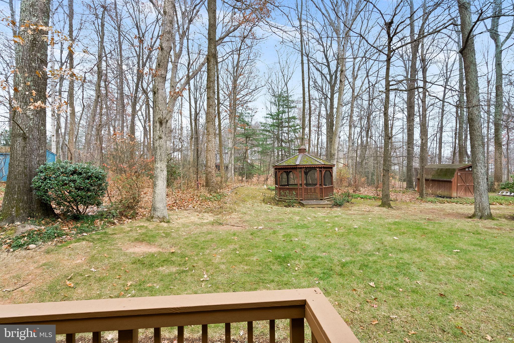 1283 Shaker Woods Rd