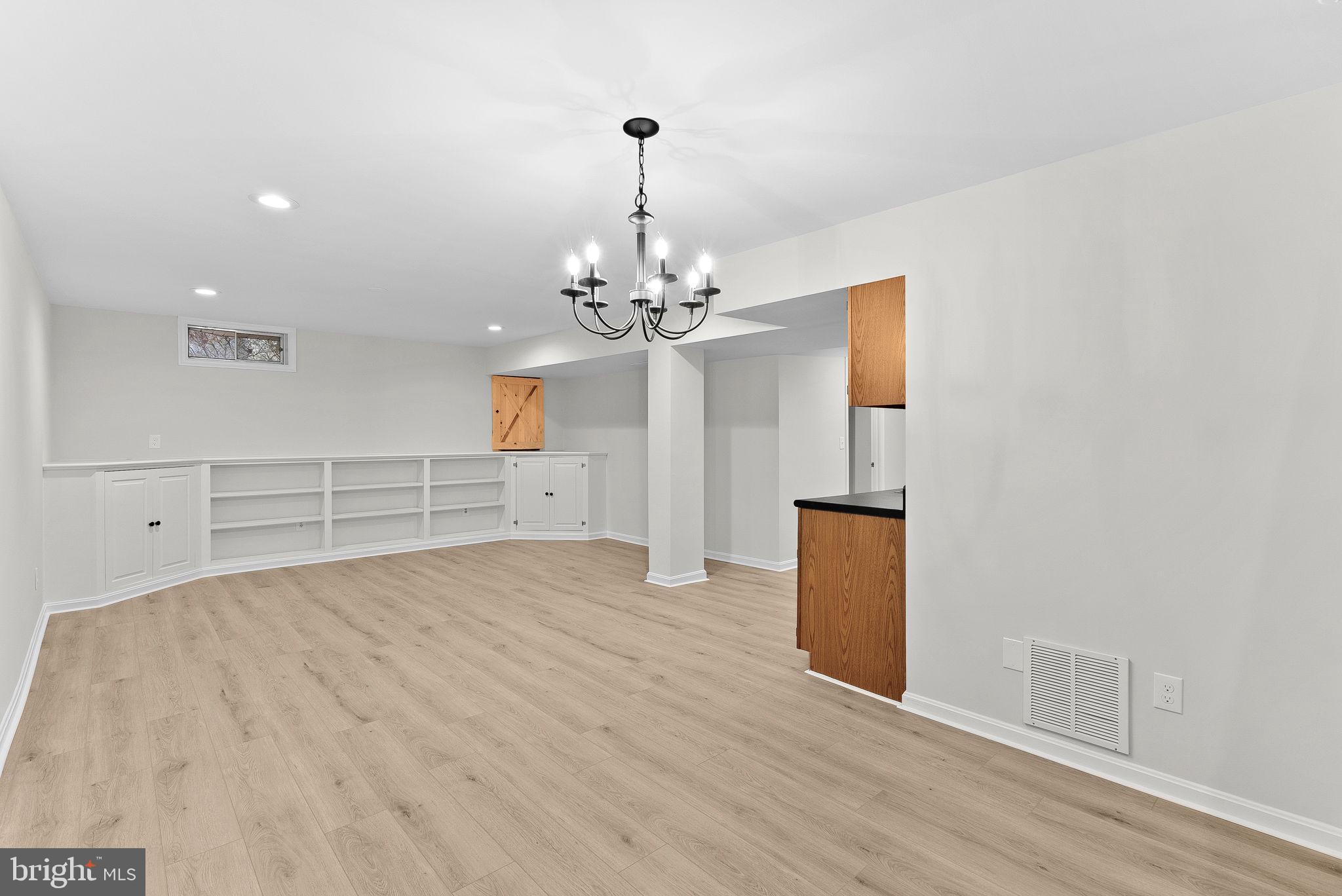 1283 Shaker Woods Rd