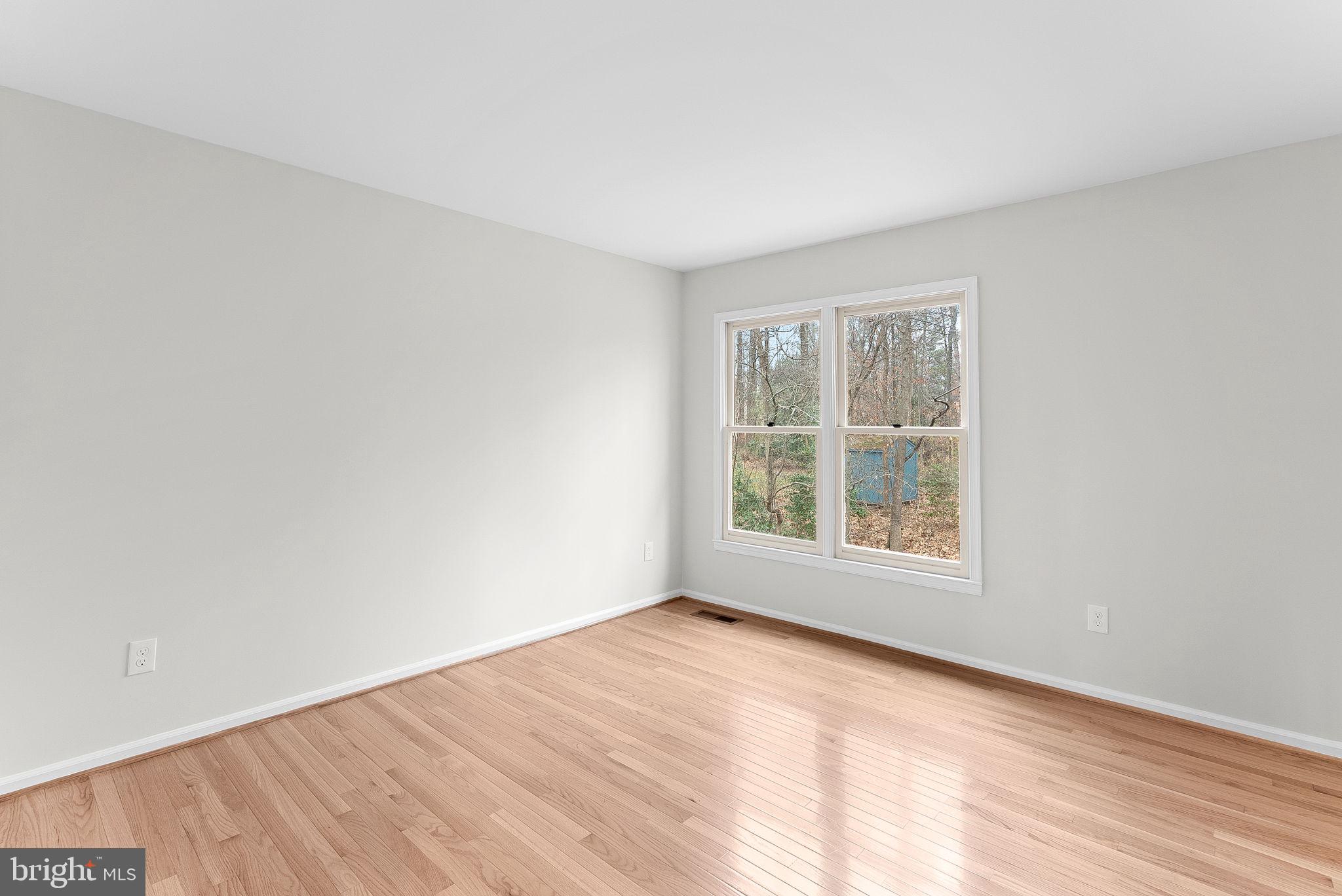1283 Shaker Woods Rd