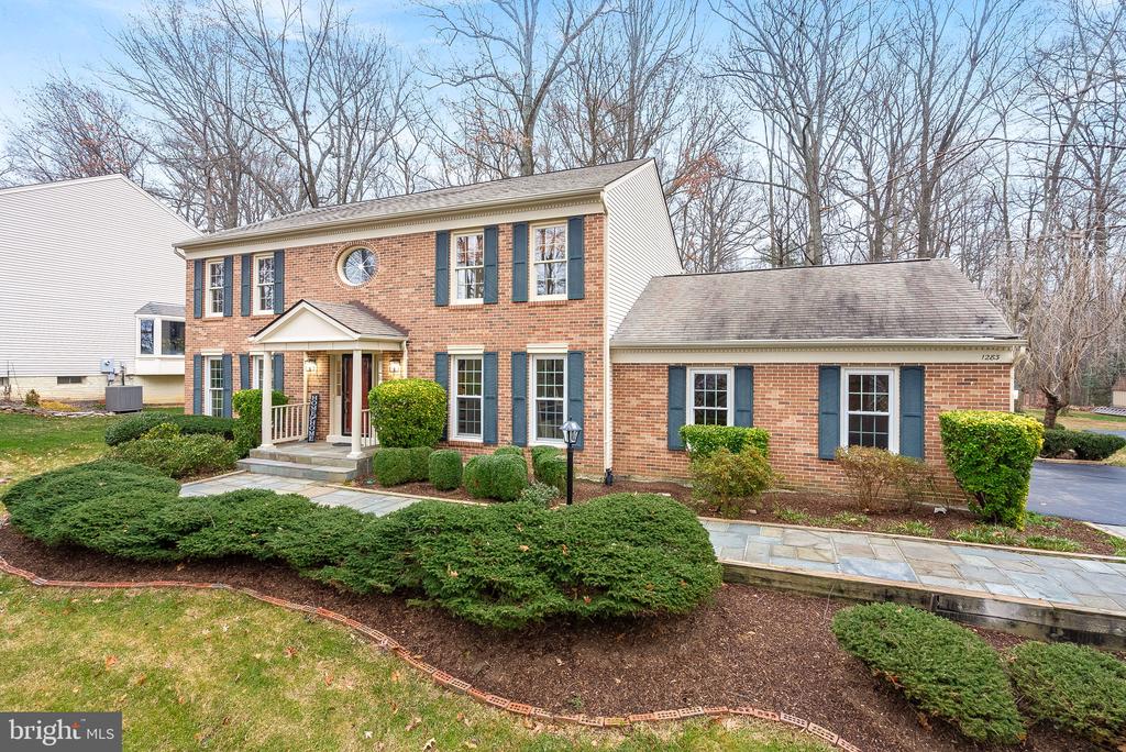 1283 Shaker Woods Rd