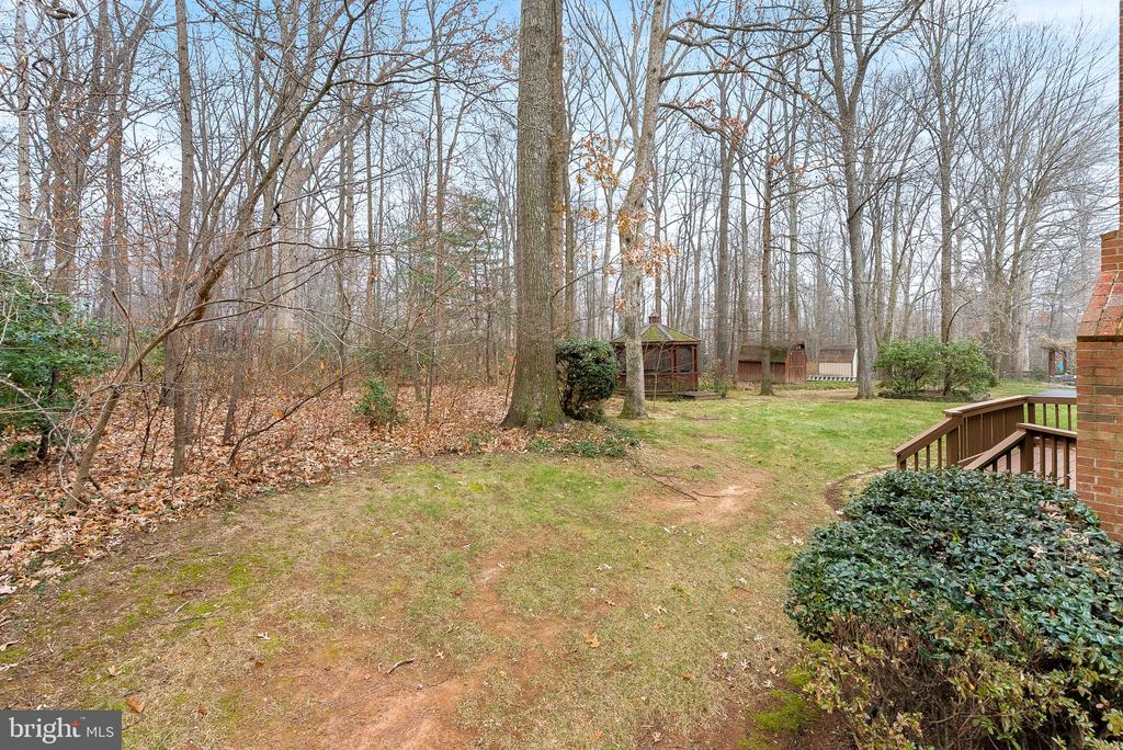 1283 Shaker Woods Rd