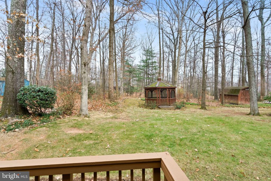 1283 Shaker Woods Rd
