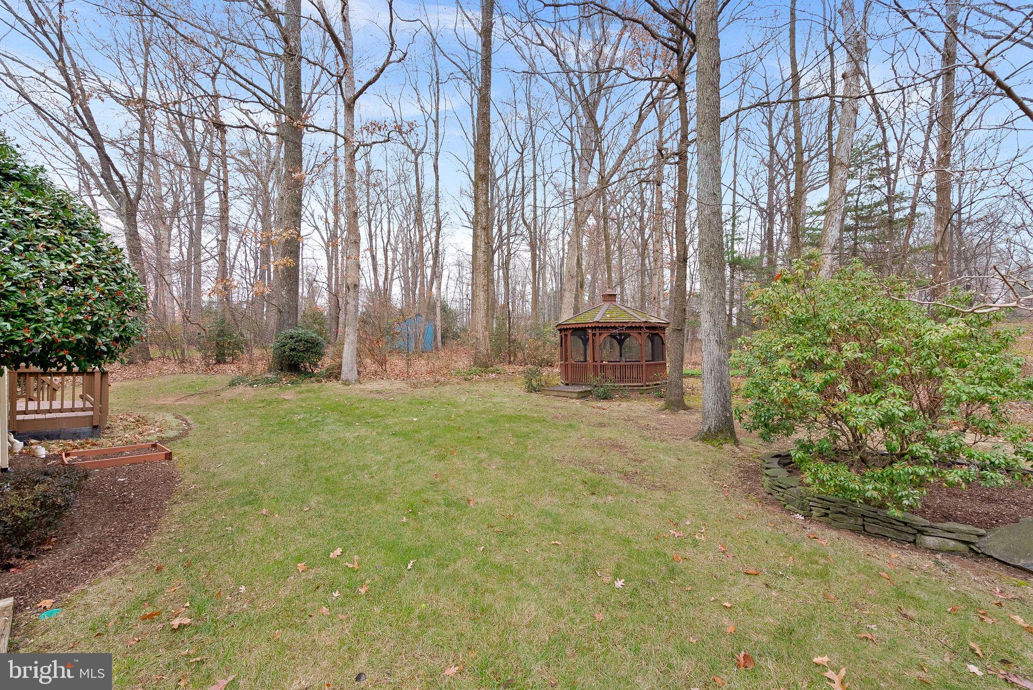 1283 Shaker Woods Rd