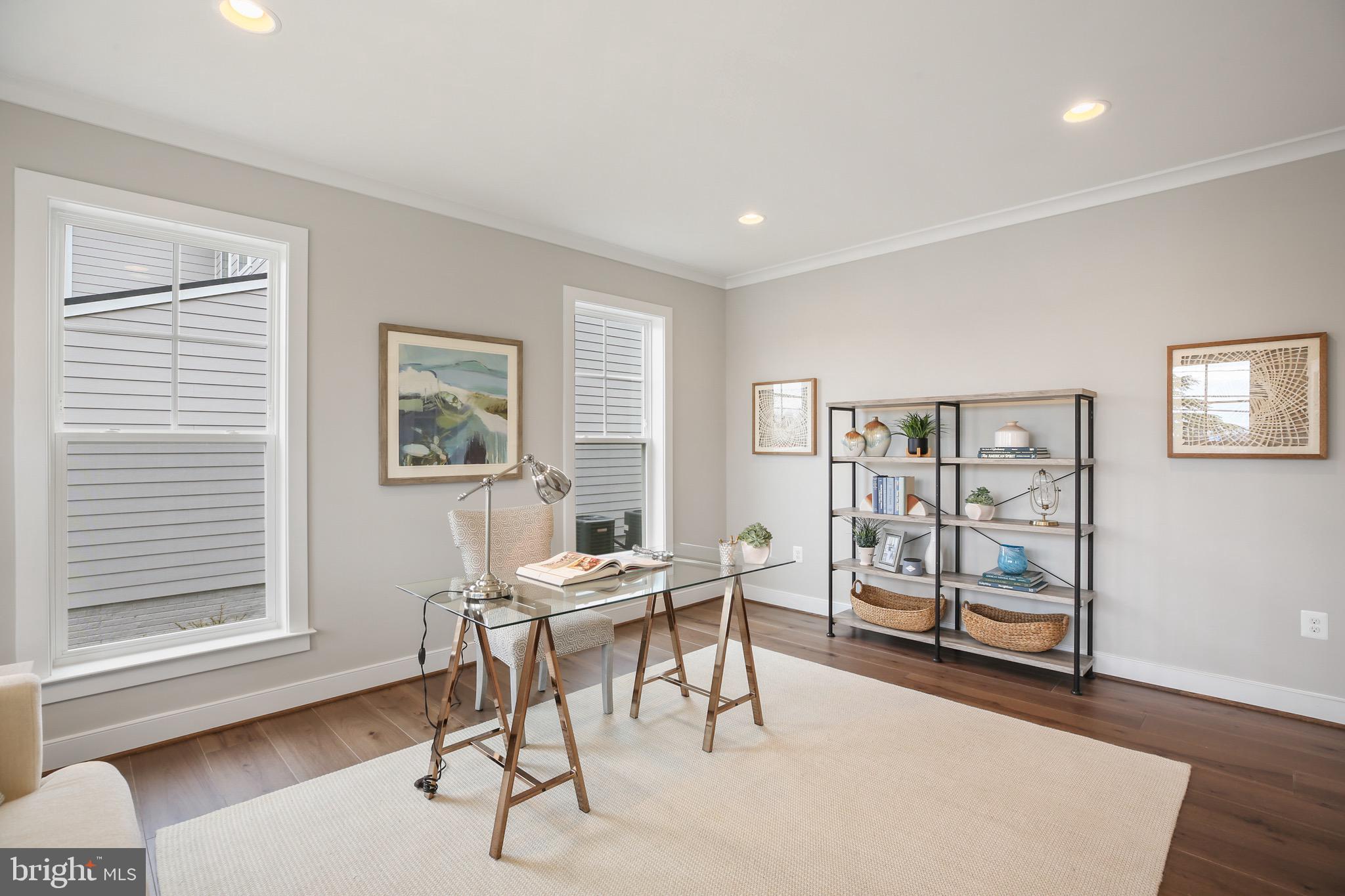 2423 Jackson Pkwy