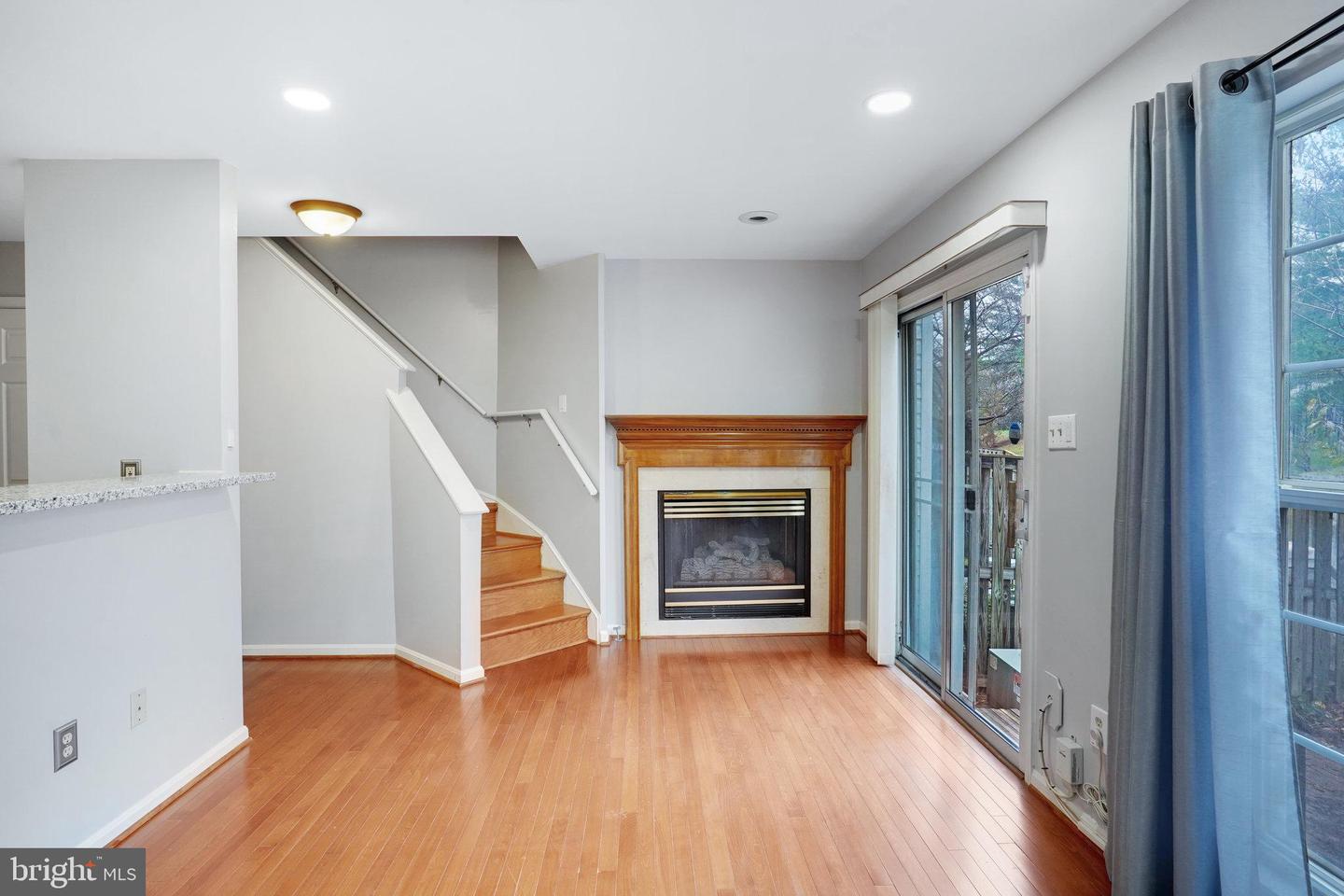 6137 KENDRA WAY
