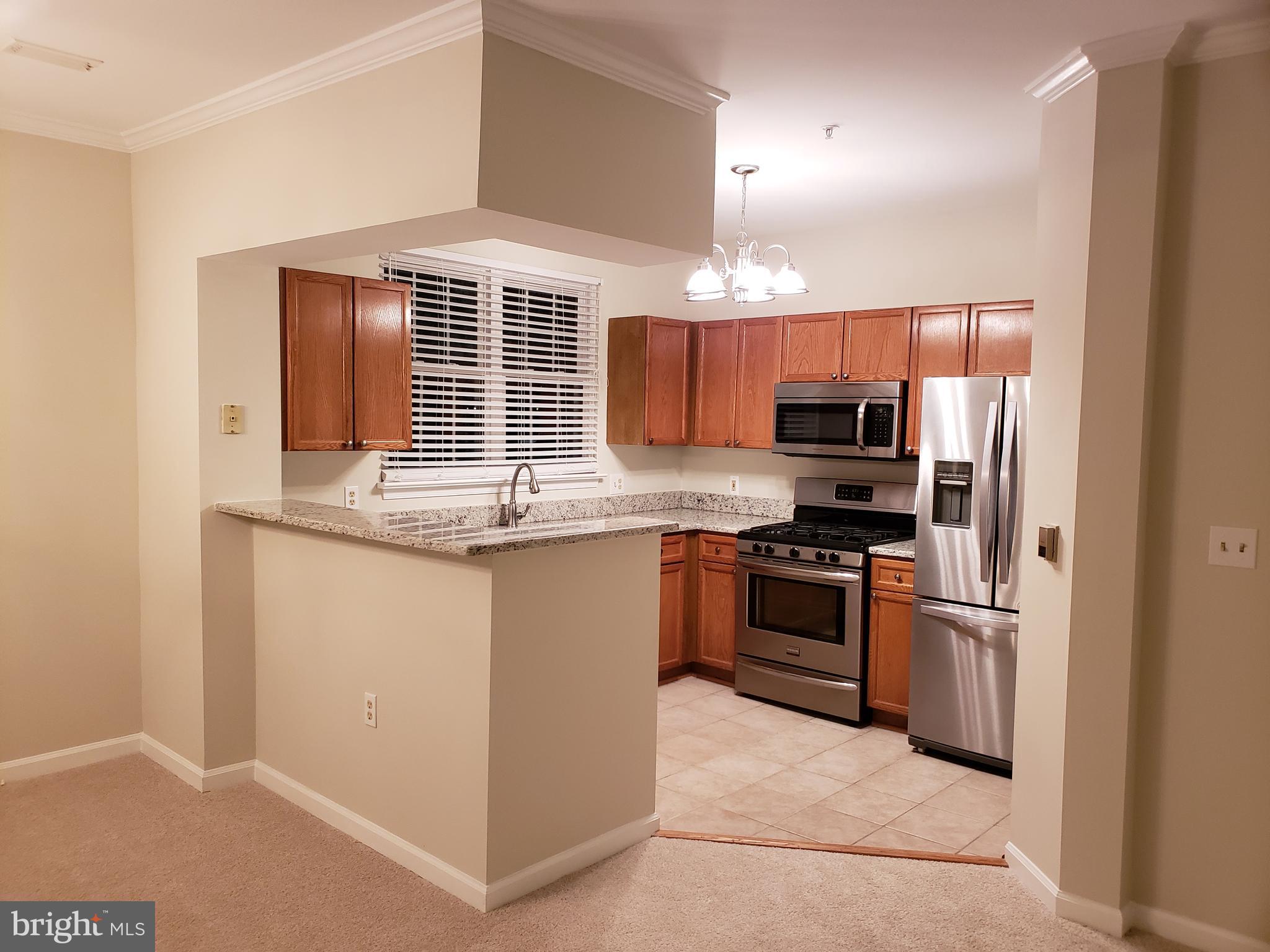 2108 HIGHCOURT LN #304