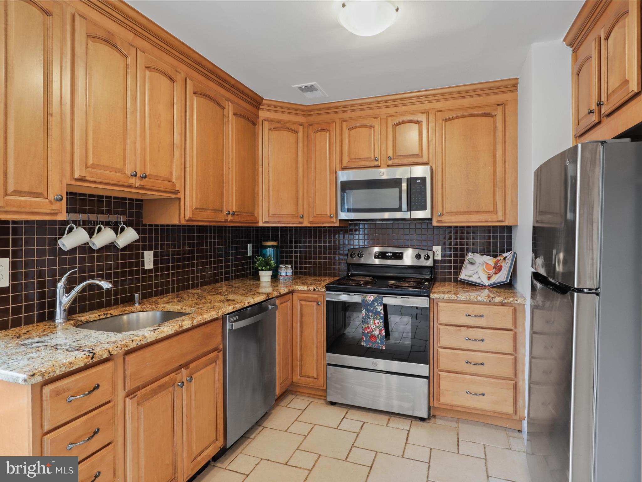 1751 WESTWIND WAY