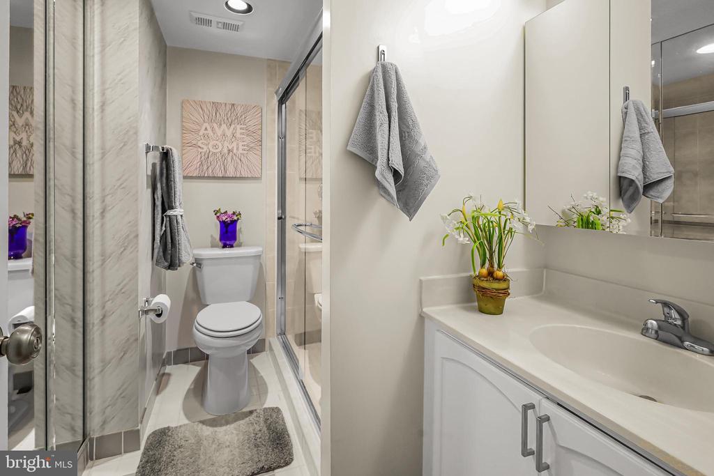 3800 Powell Ln #Ph1