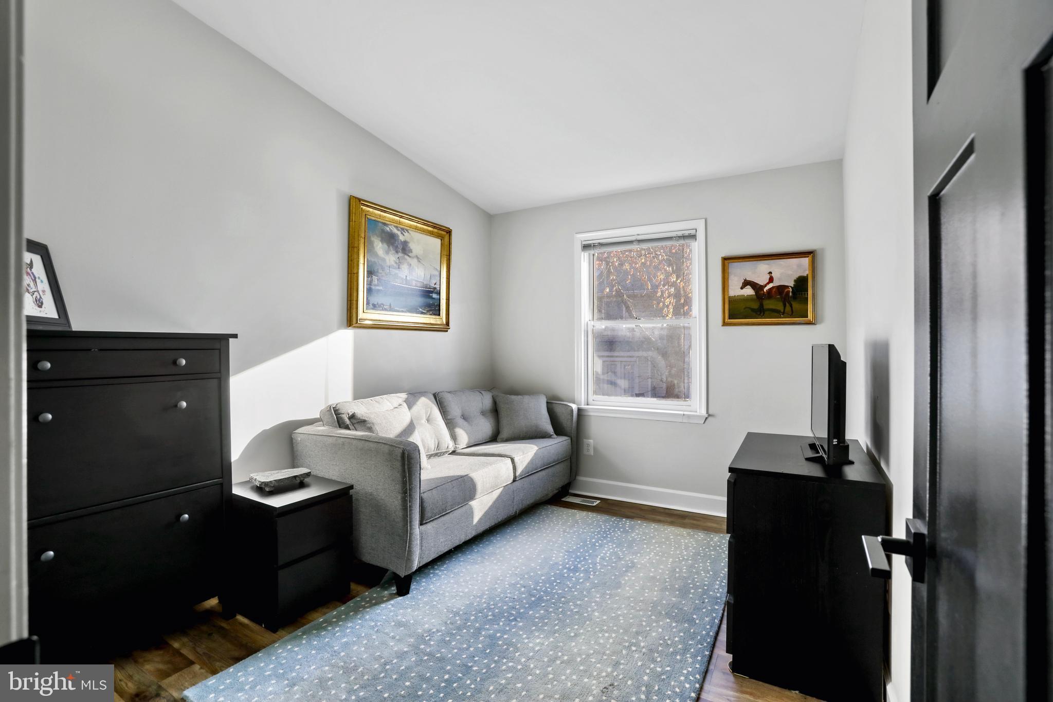 3923 Green Look Ct