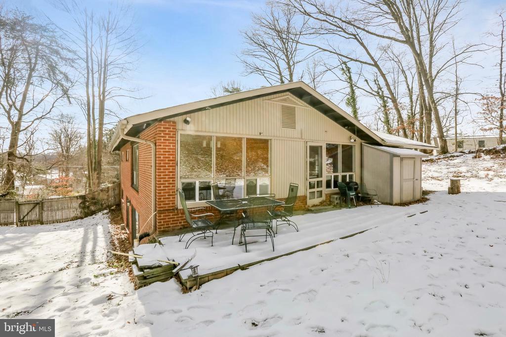 6904 Hickory Hill Rd