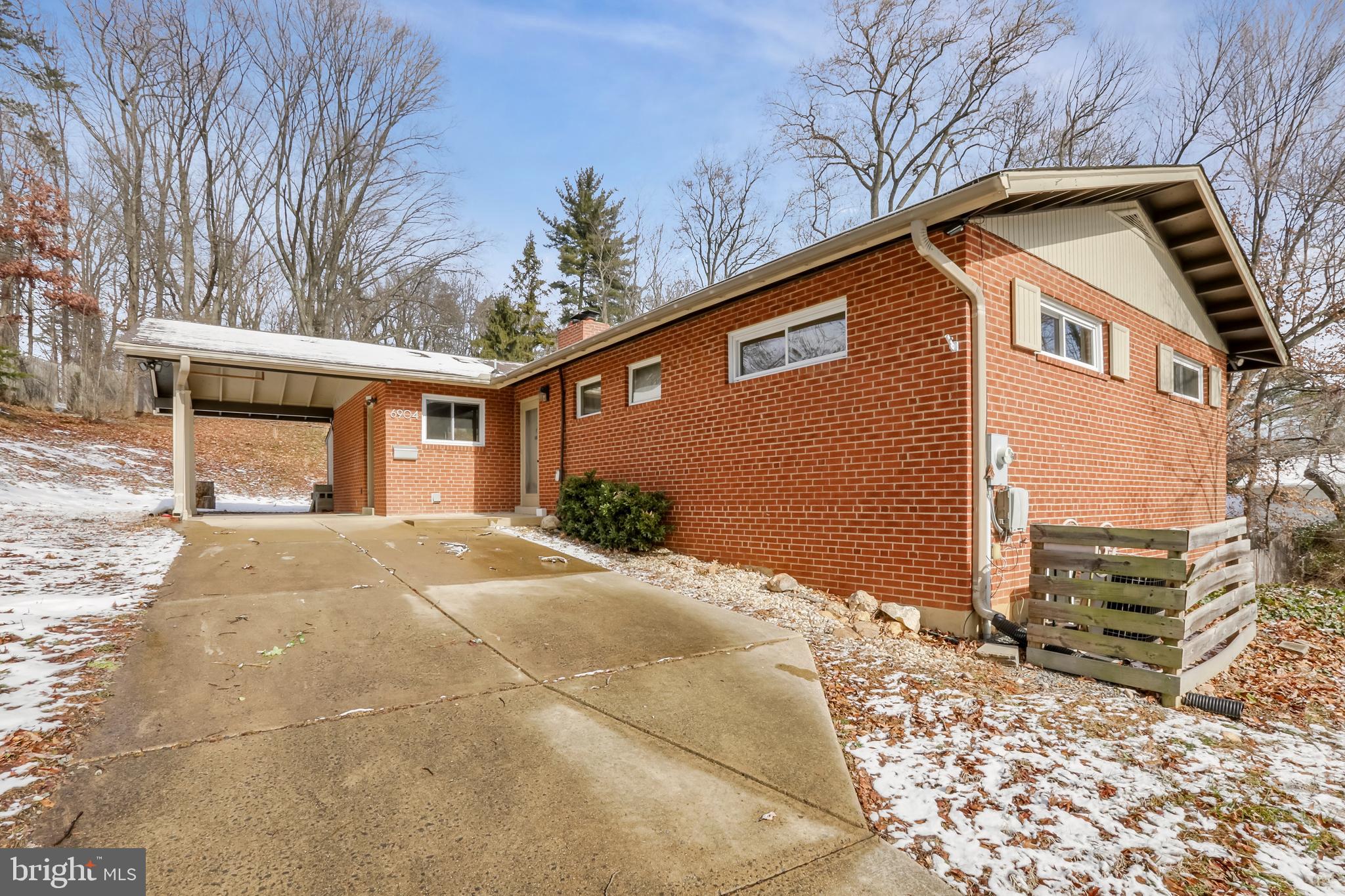 6904 Hickory Hill Rd