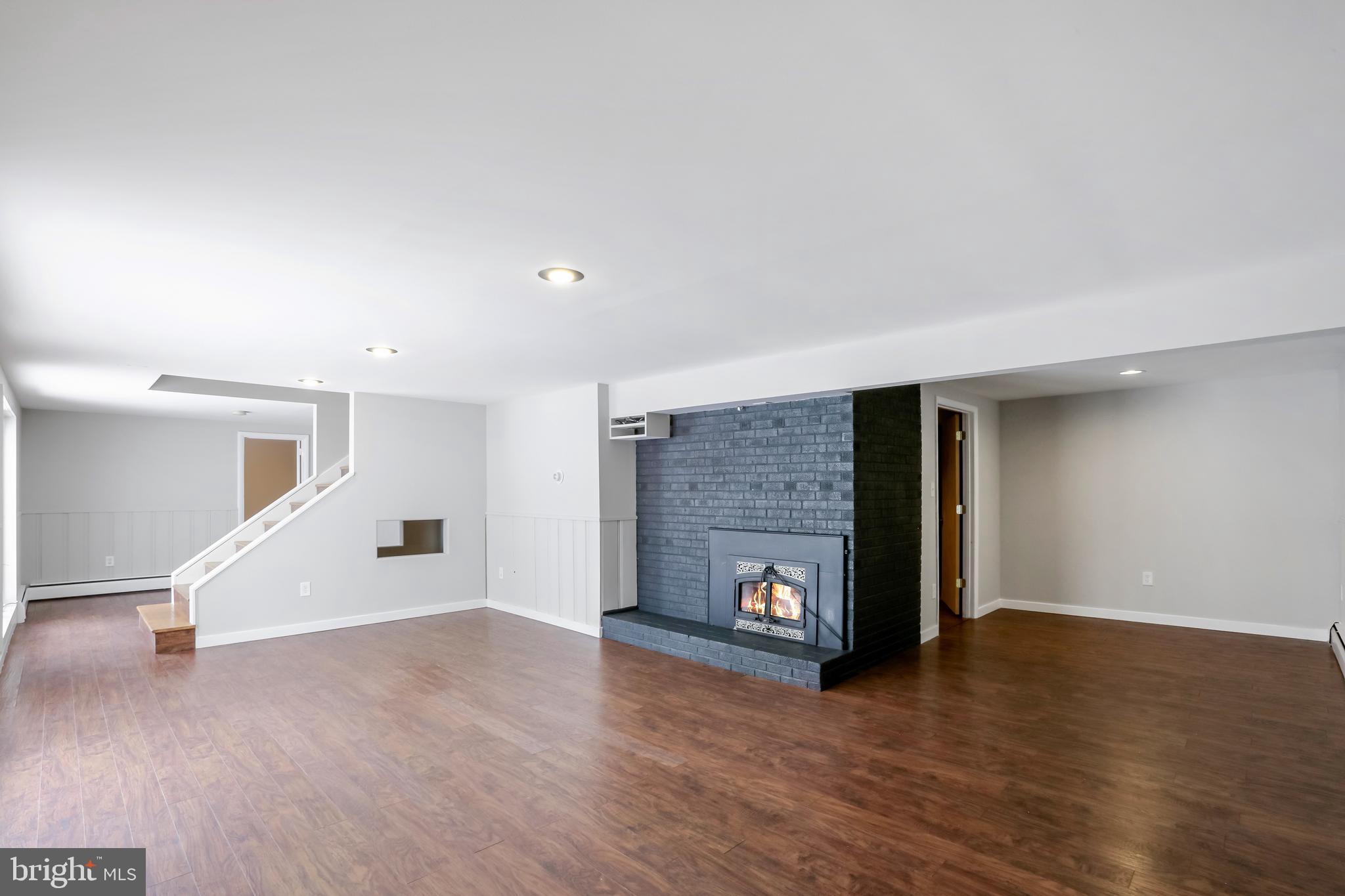 6904 Hickory Hill Rd