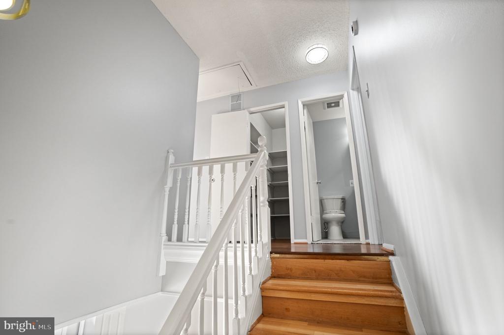 2266 Coppersmith Sq