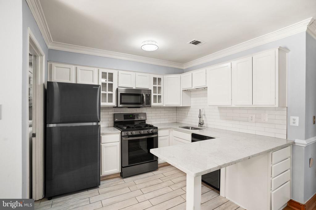 2266 Coppersmith Sq
