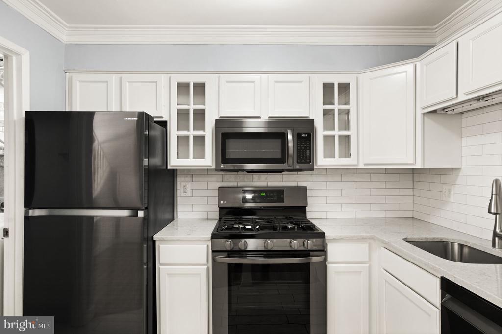 2266 Coppersmith Sq