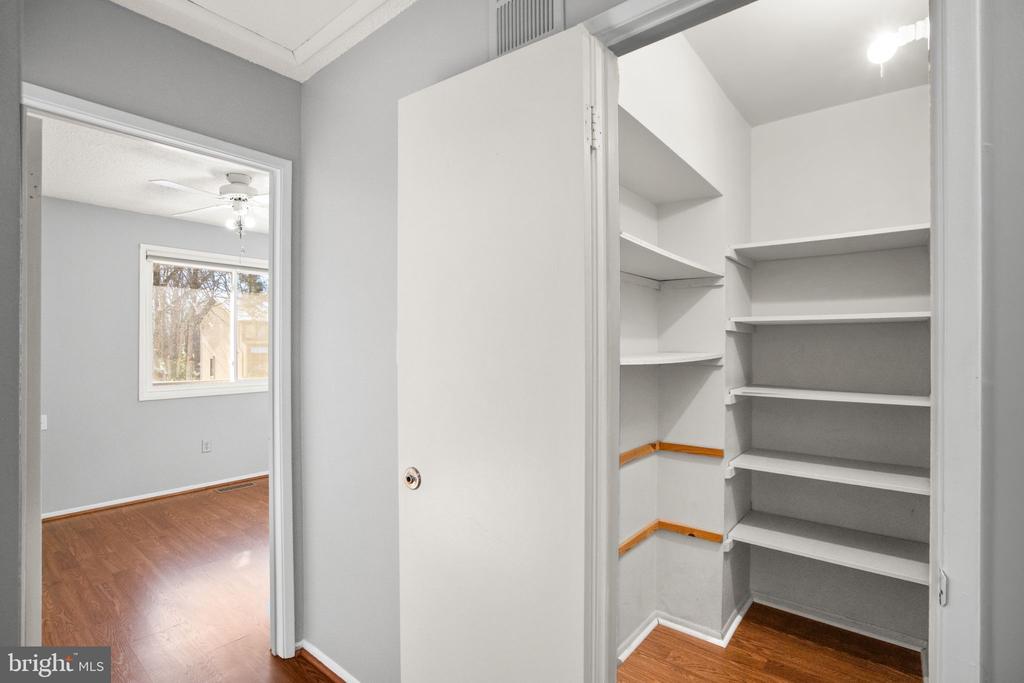 2266 Coppersmith Sq