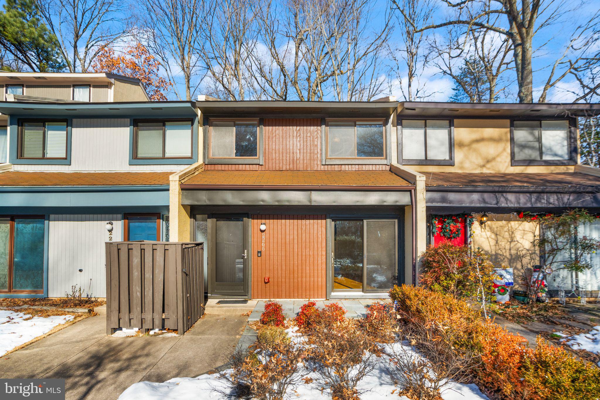 2266 Coppersmith Sq