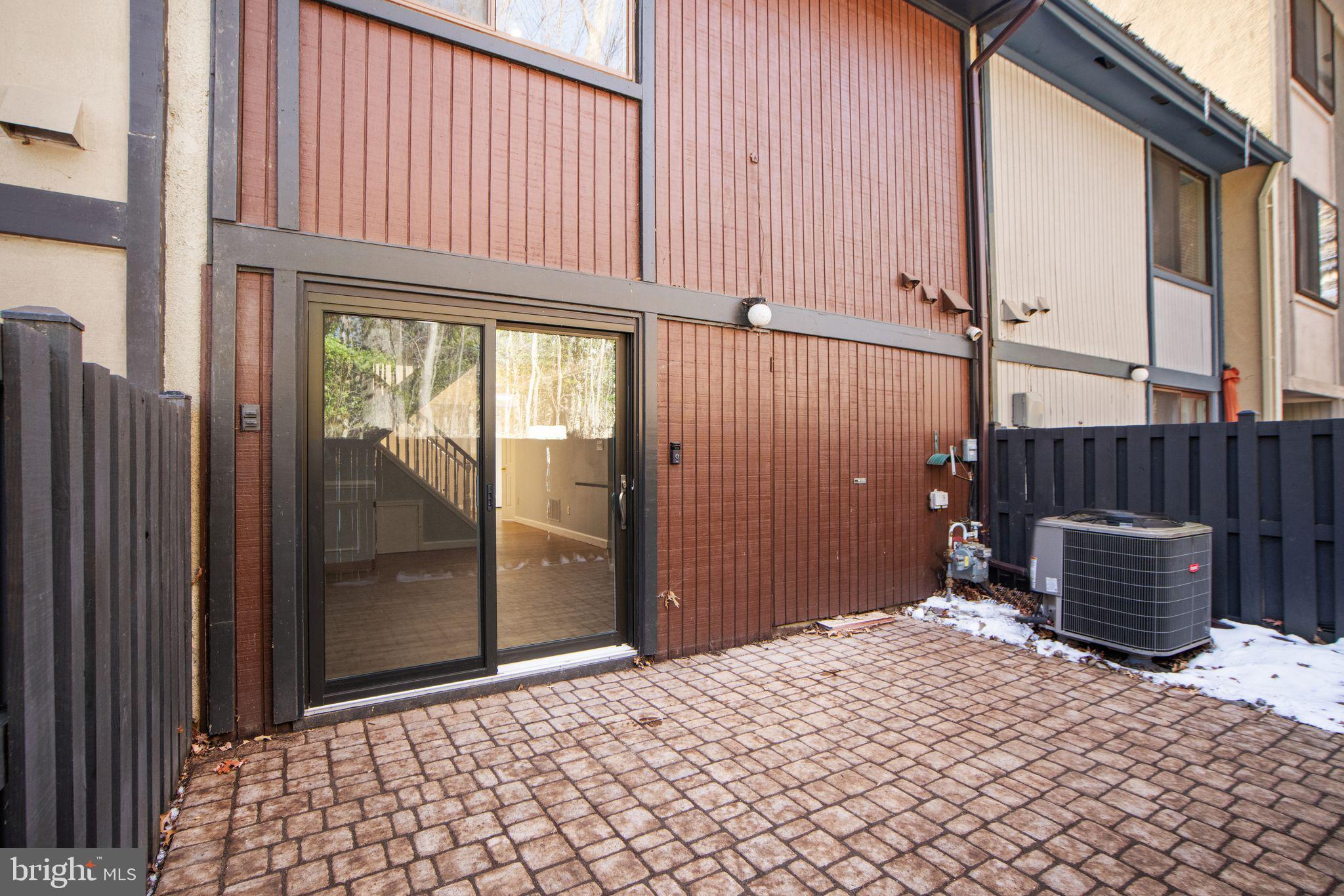 2266 Coppersmith Sq