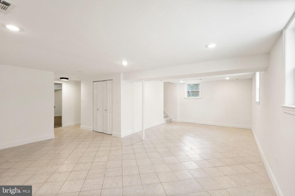 2280 Cocquina Dr