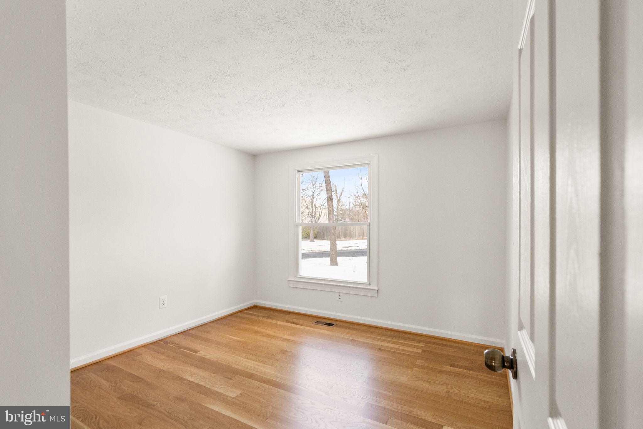 2280 Cocquina Dr