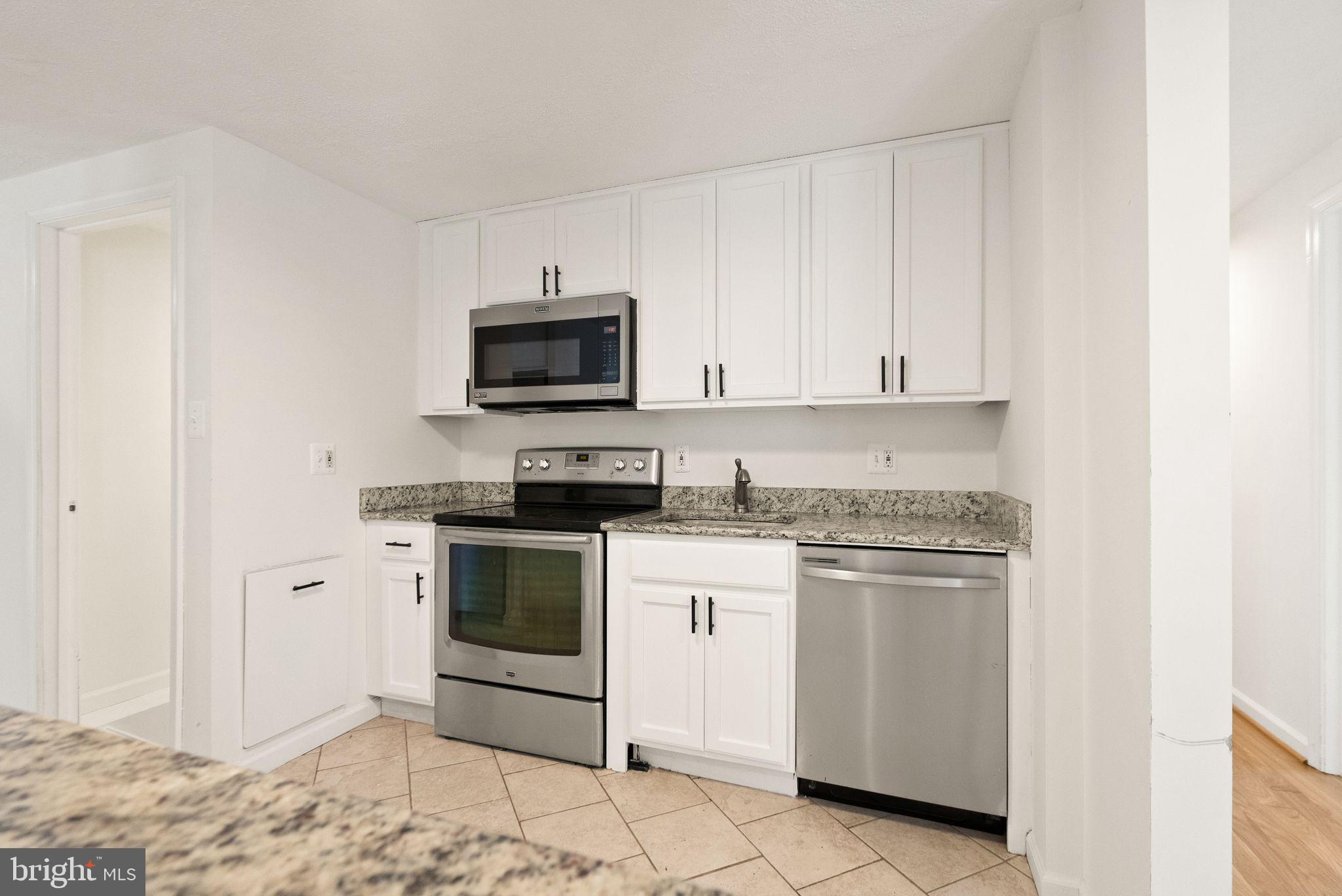 2280 Cocquina Dr