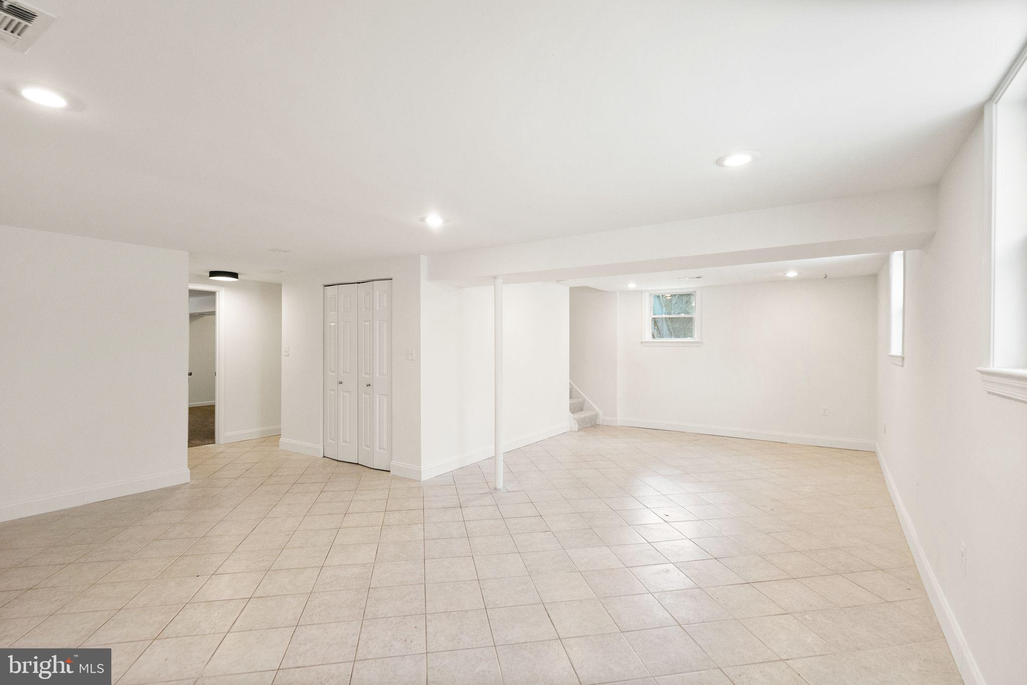 2280 Cocquina Dr