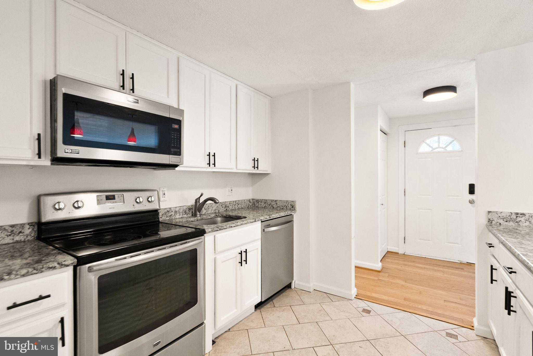 2280 Cocquina Dr