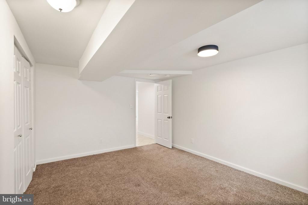 2280 Cocquina Dr