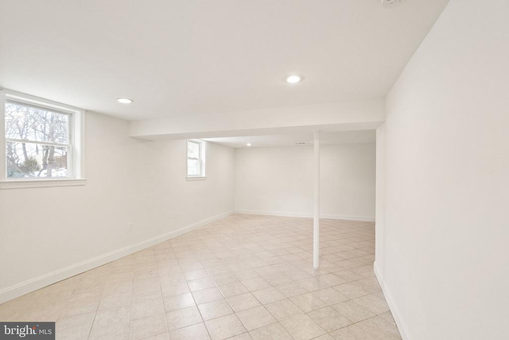 2280 Cocquina Dr