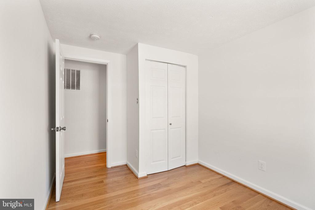 2280 Cocquina Dr