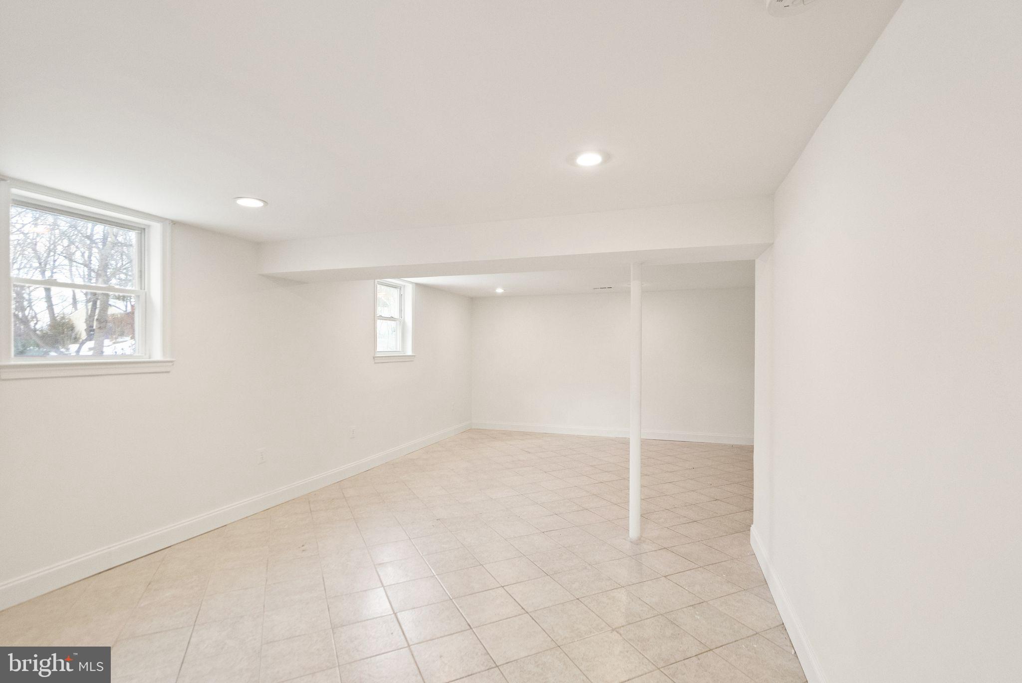 2280 Cocquina Dr