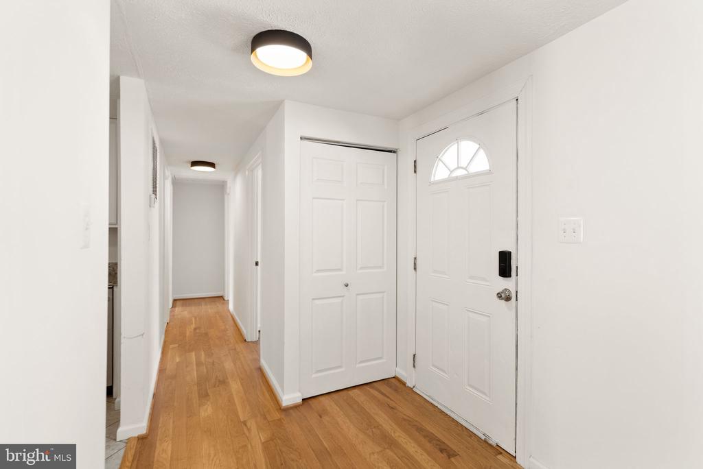 2280 Cocquina Dr