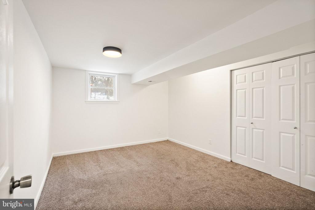 2280 Cocquina Dr