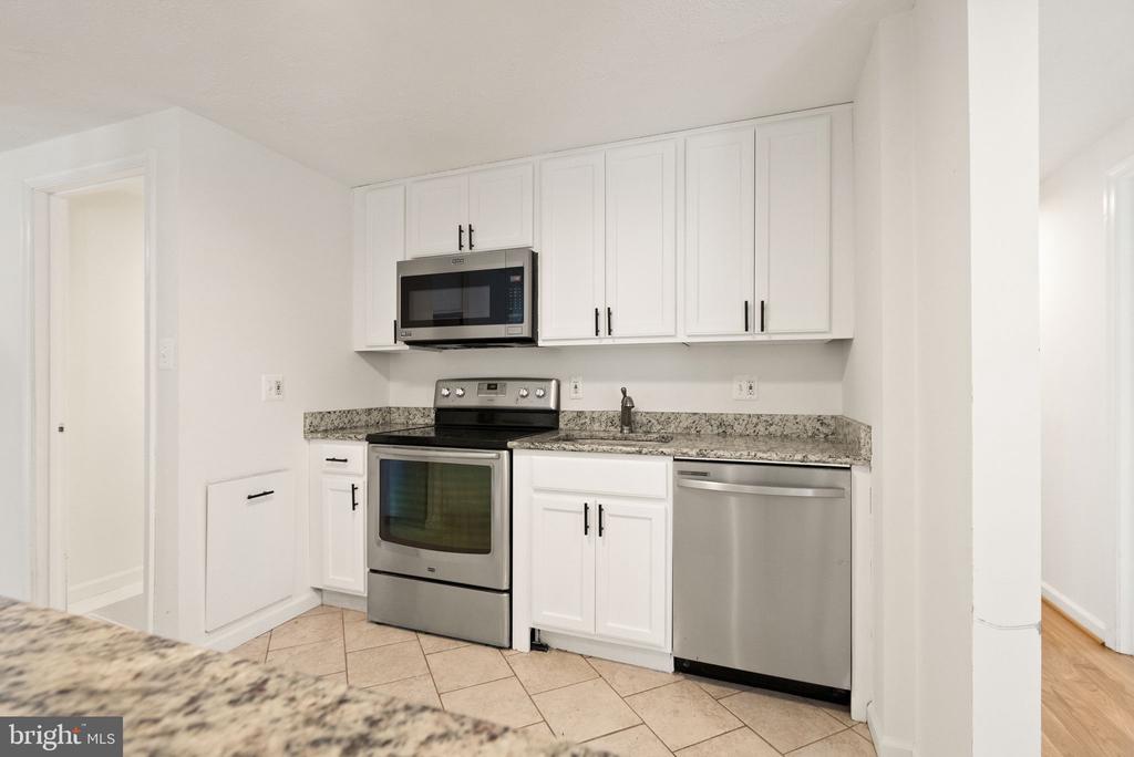 2280 Cocquina Dr