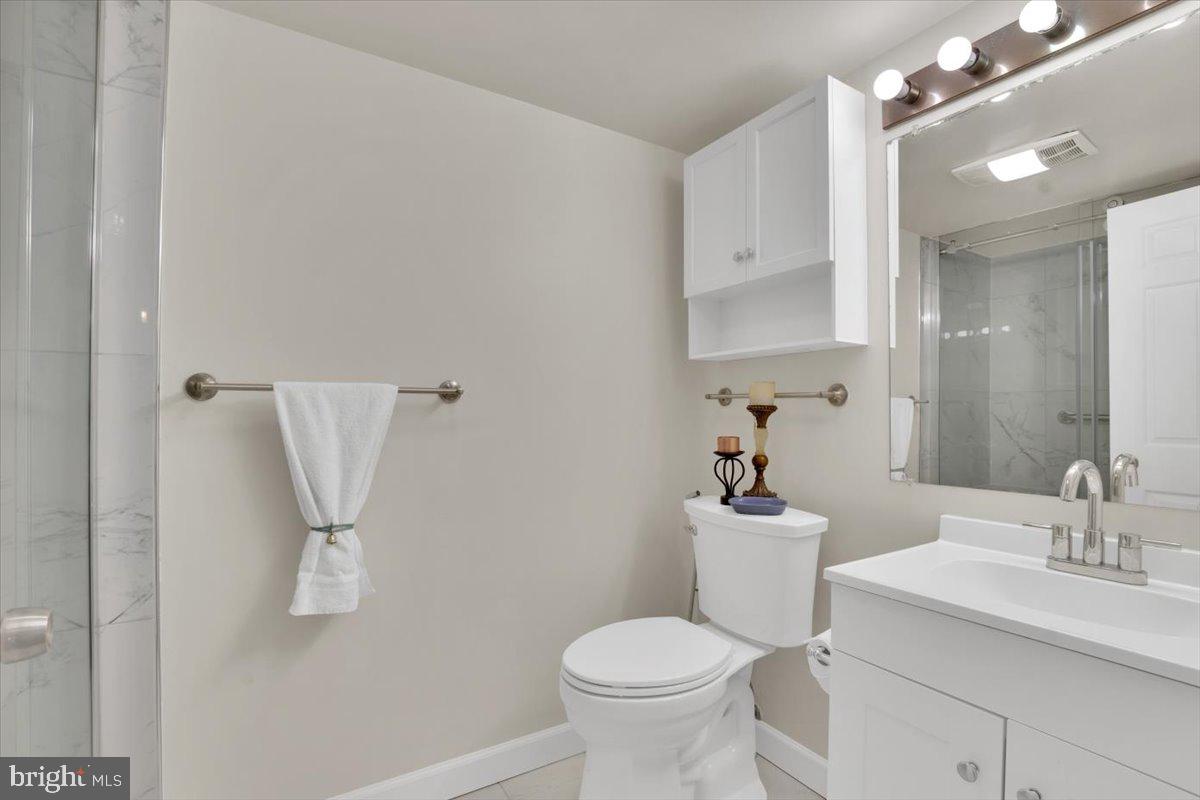 5838 Orchard Hill Ct