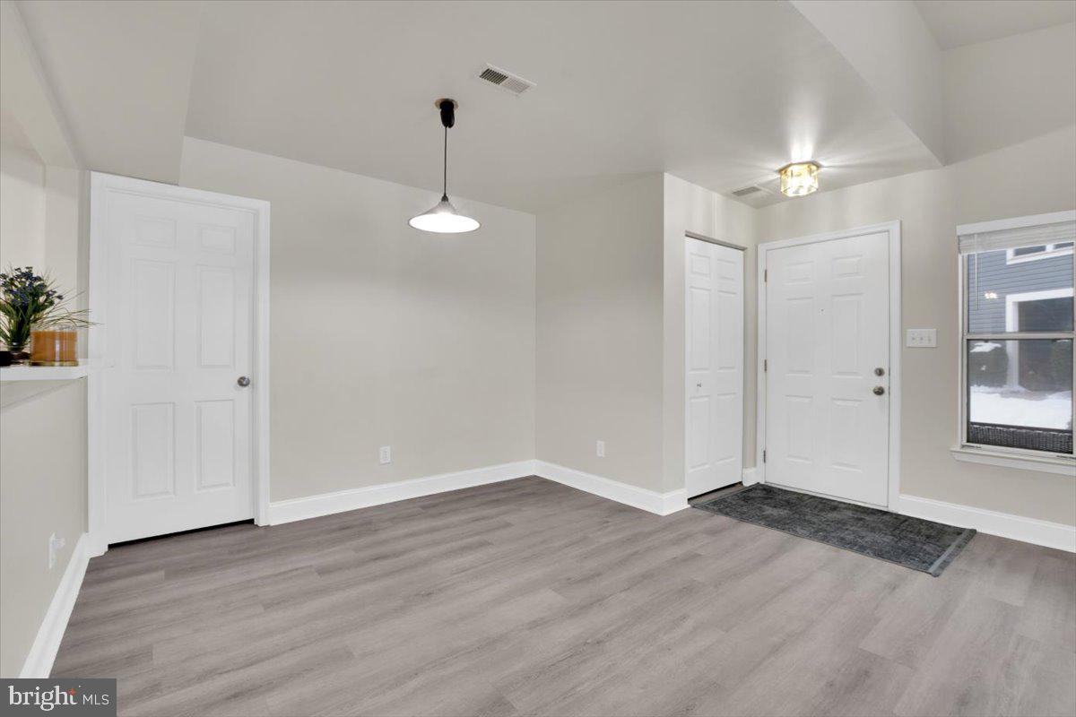 5838 Orchard Hill Ct