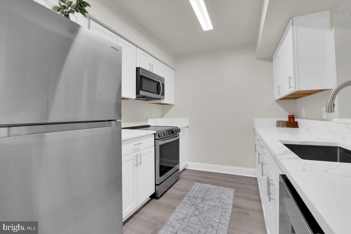 5838 Orchard Hill Ct