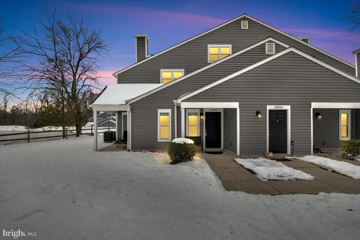 5838 Orchard Hill Ct