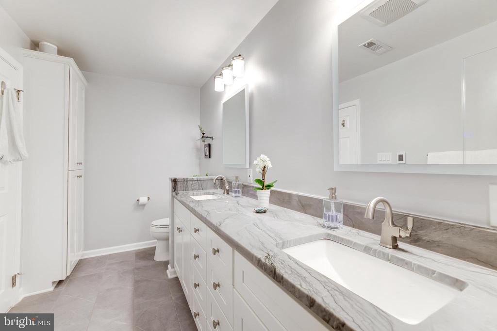 13241 LADYBANK LN