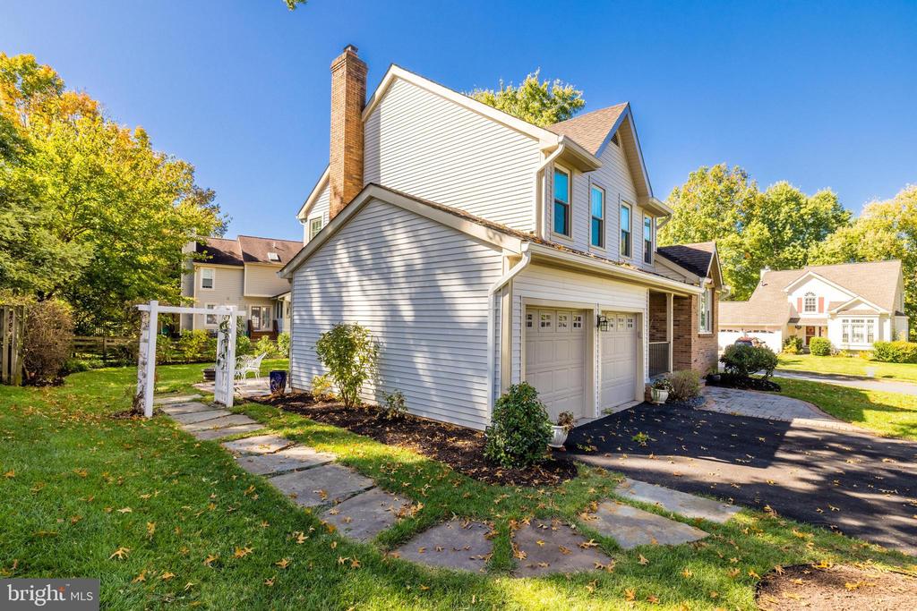 13241 LADYBANK LN