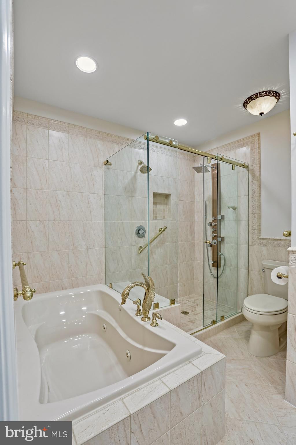 1109 Moorefield Hill Ct SW