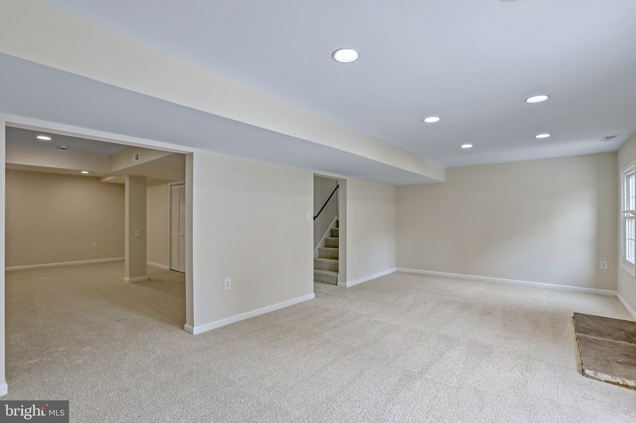 1109 Moorefield Hill Ct SW