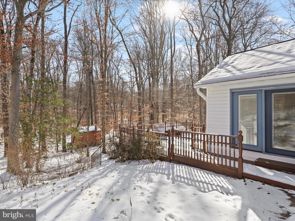 4816 Springbrook Dr