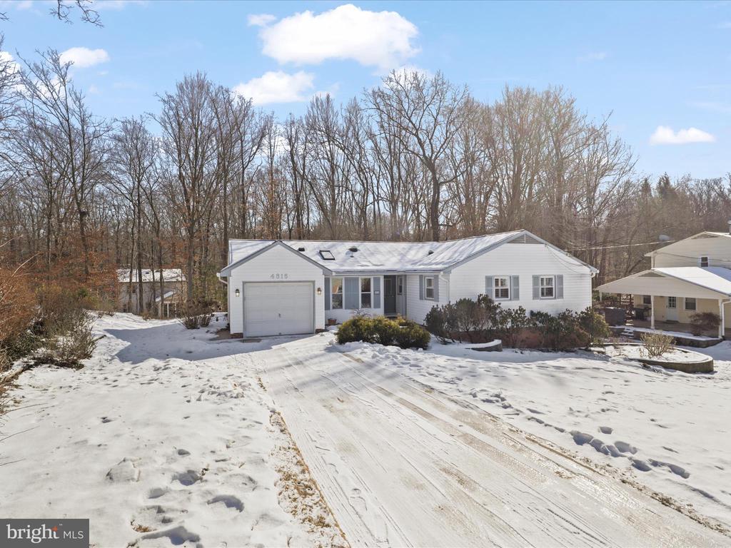 4816 Springbrook Dr