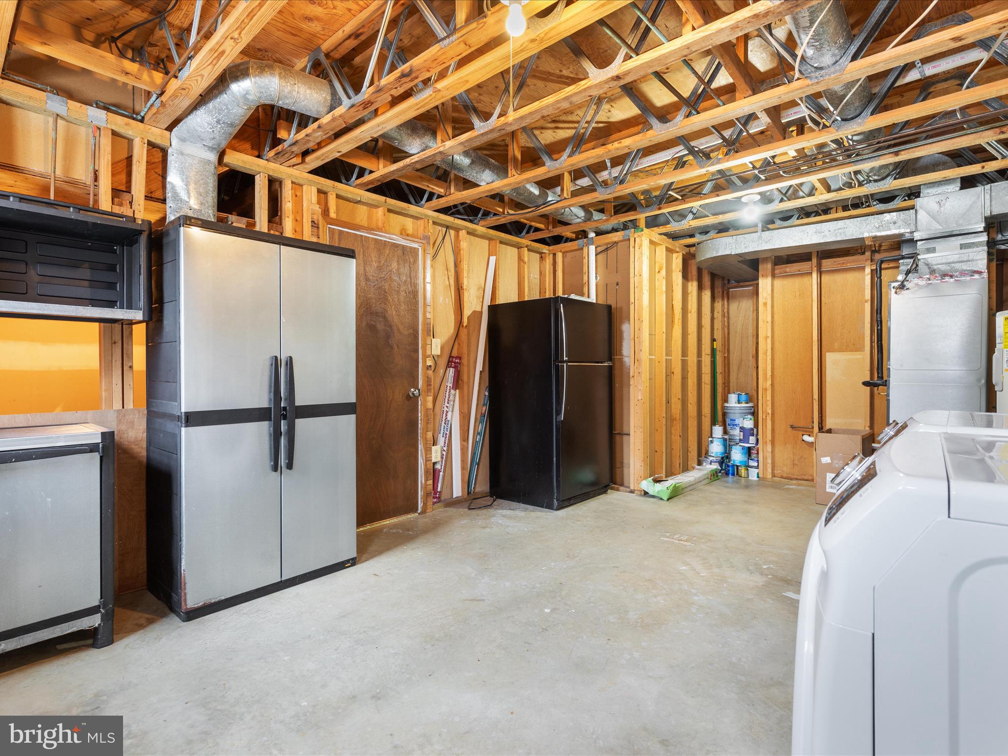 2852 Kelly Sq