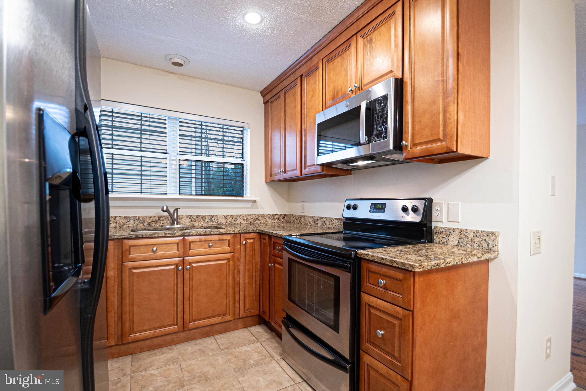 12009 Golf Ridge Ct #101